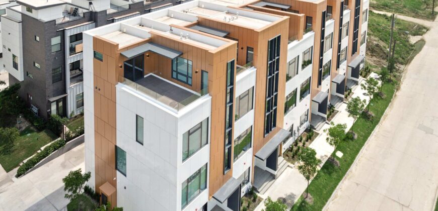 Townhomes in Downtown Dallas – 1862 Beaumont St
