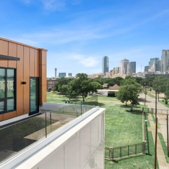 Townhomes in Downtown Dallas – 1868 Beaumont St